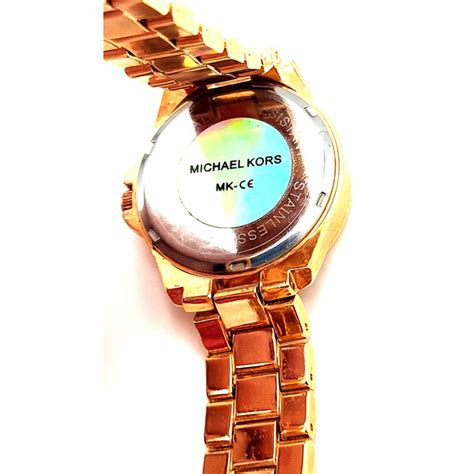 3 subdials on michael kors watch